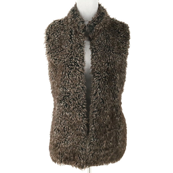 89th & Madison Jackets & Blazers - 89th and Madison Vest Womens Medium Brown Faux Fur Front Sweater Back Hipster